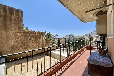 Casa in vendita, Piazza Franz Pagano, Taormina