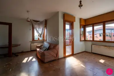 Casa in vendita, Via Chiesa di Rorai, Pordenone