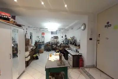 Laboratorio in vendita, Via Alessandro Tadino, Milano