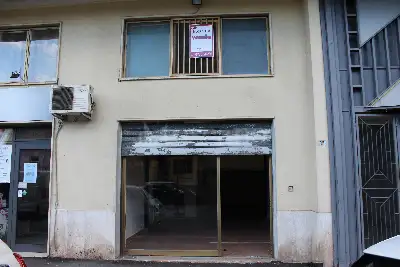 Negozio in vendita, Via Zamosch, Cassino
