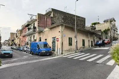 Casa Indipendente in vendita, Via Faraci, Catania