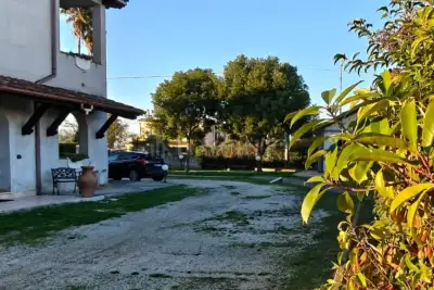 Villa in vendita, Via Le Ferriere, Latina