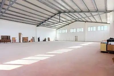 Capannone in vendita, Via Predda Niedda Strada 42, Sassari
