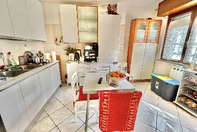 Villa Bifamiliare in vendita, Via Camillo Mastrocinque, Roma