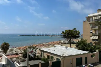 Palazzo in vendita, Via Antonio Gramsci, Anzio