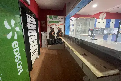 Attività Commerciale in affitto, Via Niccolò Copernico, Pomezia