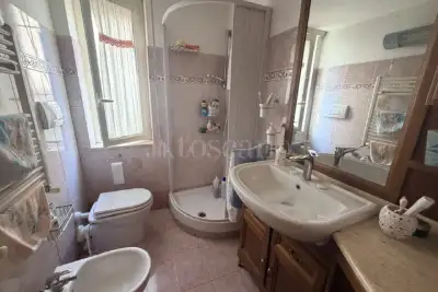 Casa in vendita, Via Virgilio, Pomezia