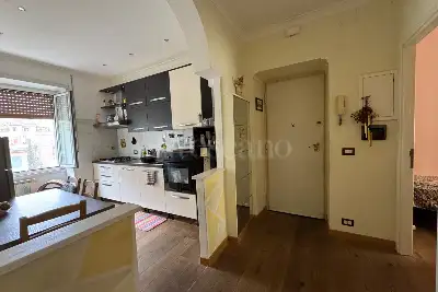 Casa in vendita, Via dei Carraresi, Roma