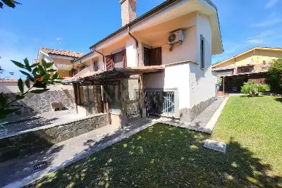 Villa in vendita, Via Giuseppe Ottavio Pitoni, Roma