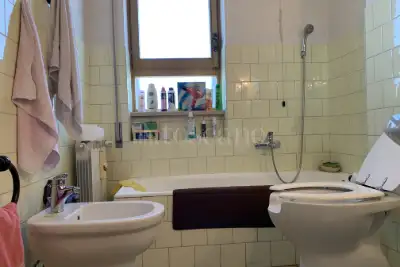 Casa in vendita, Via Carlo Avolio, Roma