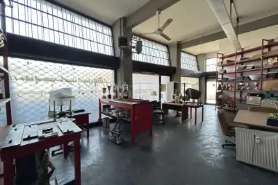 Negozio in vendita, Via Portuense, Roma