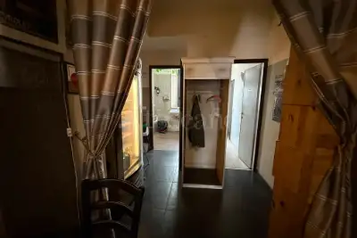 Attività Commerciale in vendita, Via del Ponte alle Mosse, Firenze