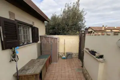 Casa Indipendente in vendita, Via Giulio Minervini, Roma