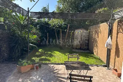 Casa Indipendente in vendita, Via Carlo Alberto, San Gregorio di Catania