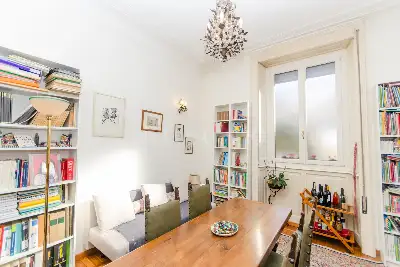 Casa in vendita, Via Sardegna 44, Milano