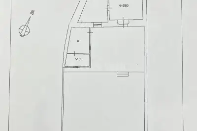 Casa Indipendente in vendita, Piazza Vittorio Veneto, Sant'Agata li Battiati