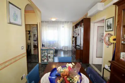 Casa in vendita, Via Montello, Pordenone