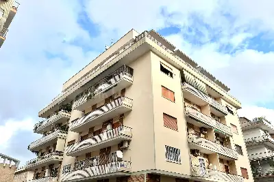 Casa in vendita, Via Santa Bernadette, Roma