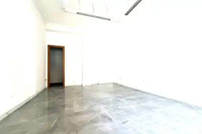 Negozio in vendita, Via Laura Mantegazza, Roma