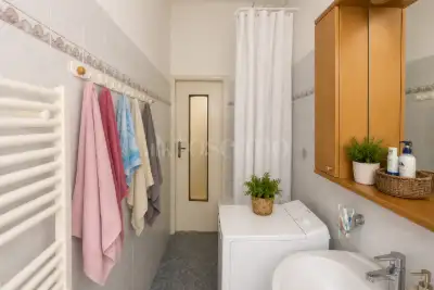 Casa in vendita, Via Legnone, Milano