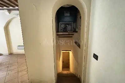 Negozio in affitto, Via Campansi, Siena