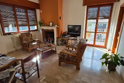 Villa Bifamiliare in vendita, Via Pretara 18, Loreto Aprutino