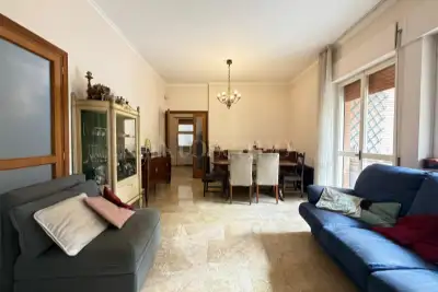 Casa in vendita, Via Claudio Achillini, Roma