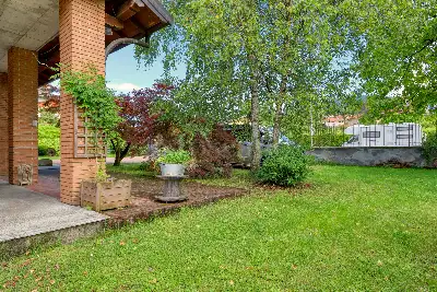 Attività Commerciale in vendita, Via Luinese, Cunardo