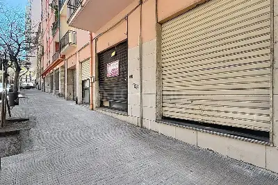 Negozio in vendita, Viale Umberto I, Sassari