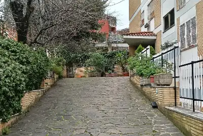 Casa in vendita, Via Santorre di Santarosa, Roma