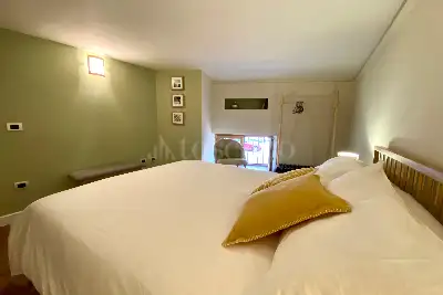 Casa in affitto, Via S.Carlo Alle Mortelle, Napoli