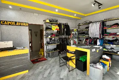 Negozio in affitto, Via Ferriera, Atripalda