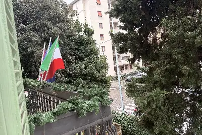 Stabile Uso Ufficio in vendita, Via Santa Gonda, Prato