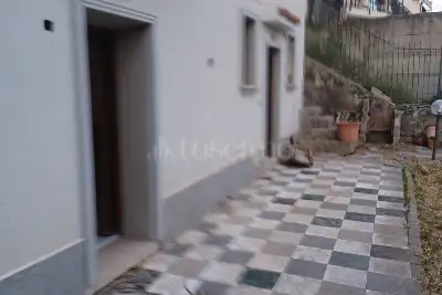 Magazzino in vendita, Salita Roma, Viggiano (pz), Viggiano