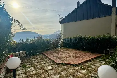 Villa in vendita, Via San Guglielmo Da Vercelli - Mercogliano, Mercogliano
