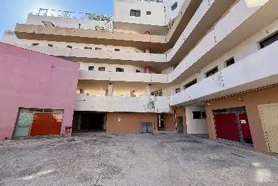 Magazzino in vendita, via Vignola 18 Olbia, Olbia