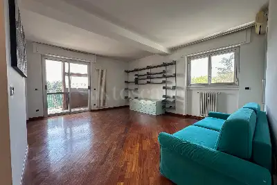 Casa in vendita, Viale Omero, 18, Milano