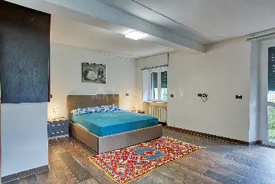 Palazzo in vendita, Via G. Andreani, Valganna