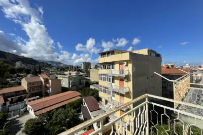 Casa in vendita, via Sarah Ferrati, Palermo