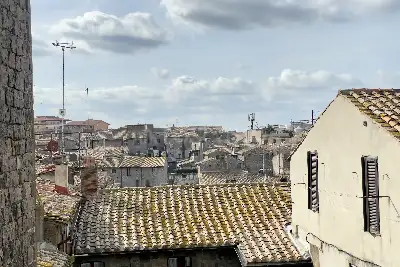 Casa in vendita, Via San Pellegrino, Viterbo