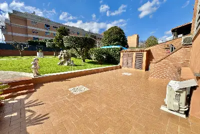 Villa Bifamiliare in vendita, Via Camillo Mastrocinque, Roma