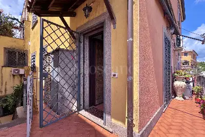 Casa in vendita, Via Monte del Marmo, Roma