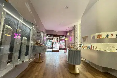 Attività Commerciale in vendita, Viale dei Colli Portuensi , Roma