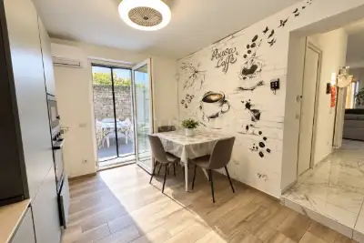 Villa in vendita, Via Franco Vittadini, Roma