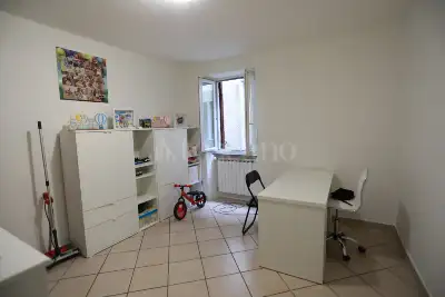 Casa in vendita, via Garibaldi Olgiate Comasco, Olgiate Comasco