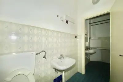 Negozio in vendita, Via Catania, Messina