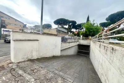 Box in vendita, Via Nomentana, Roma