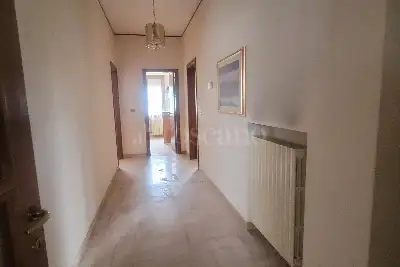 Casa Indipendente in vendita, Via Le Piane, Collecorvino