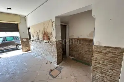Negozio in vendita, Via Conceria, Palermo