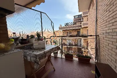 Casa in vendita, Via della Corazzata, Roma